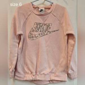 Girls Nike crew neck sweatshirt size 6